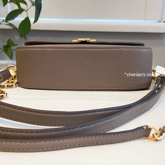 🔥NeW! Tory Burch Britten Convertible Crossbody - Picture 14 of 17